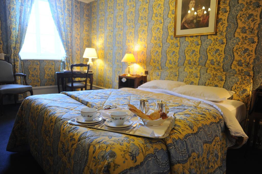 Chateau De Divonne Buitenkant foto